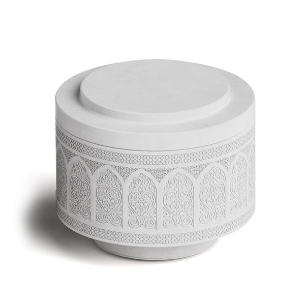 Luna Oud Candle