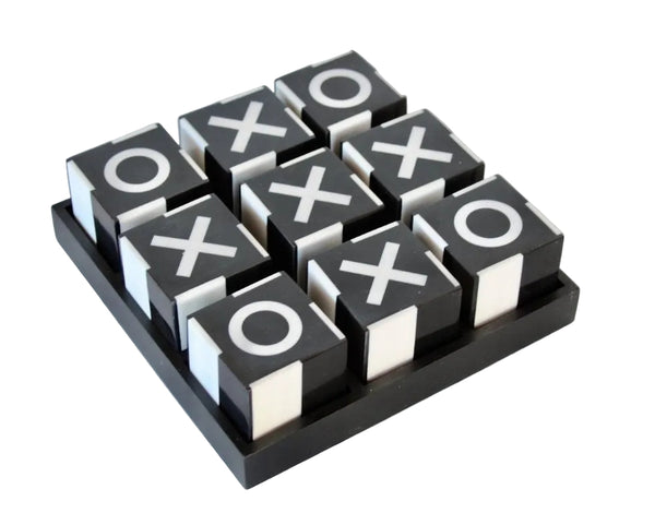 Harlow Black & White Noughts & Crosses – Wooden Décor Game Set 20x20cm
