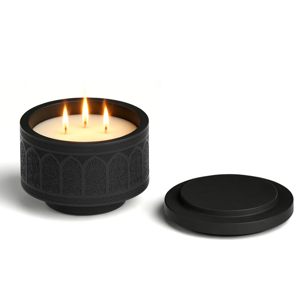 Luna Oud Candle